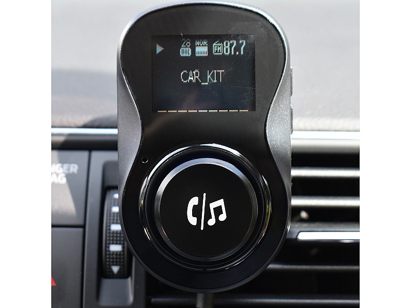 USB зарядно за автомобил с вградено радио Mega Drive 2.4 A USB FM 02787 - 10