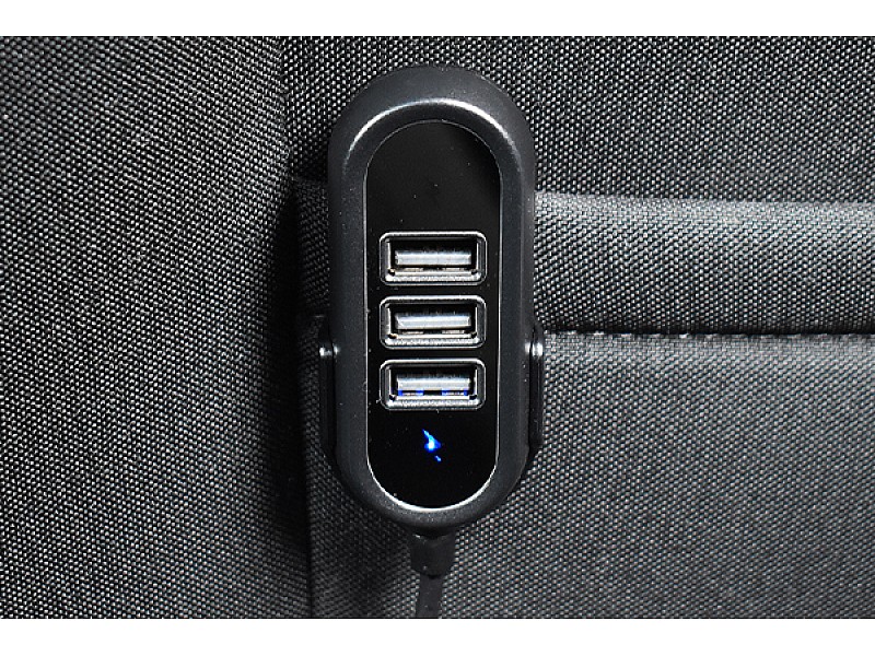 Зарядно за кола с 4 USB MEGADRIVE 5.8A (2.4A отпред и 3.4A отзад ) с кабел 1.4м - 7