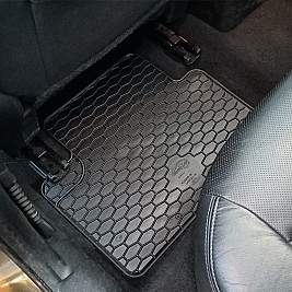 Гумени стелки UMBRELLA за TOYOTA RAV 4 (2019-). SUZUKI ACROSS (2020-) (INCLUSIV HYBRID)