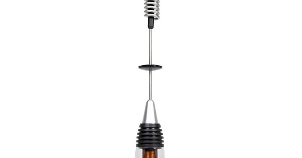 thumbnail image 2 of PNI ML70 CB Antenna - 26-30MHz, 200W, Magnetic Base, 145cm 2 of 4