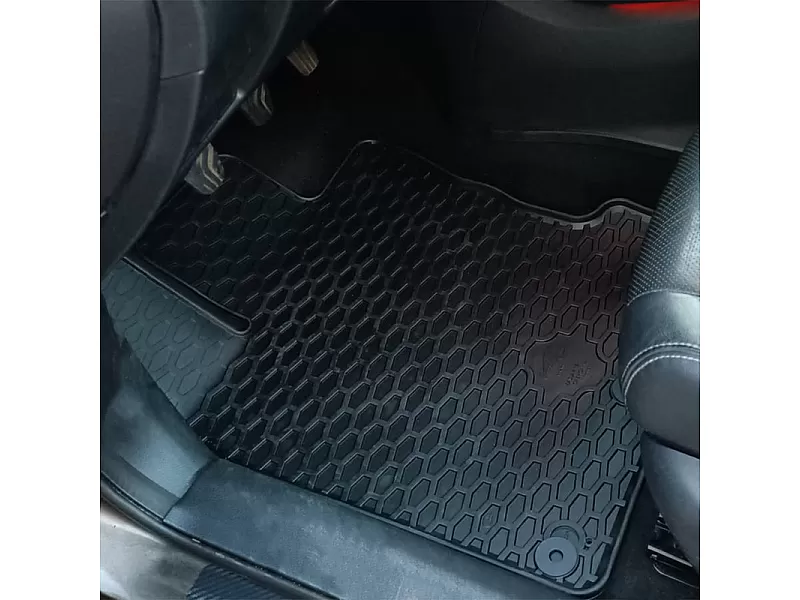 Гумени стелки UMRBELLA за Citroën Jumpy/ SpaceTourer (2016-) 221094CO Гумени стелки UMRBELLA за Citroën Jumpy/ SpaceTourer (2016-)