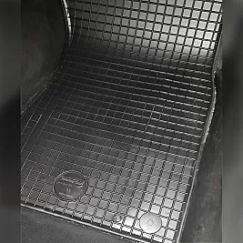 Гумени стелки за  Peugeot 107 (2005-2014). 108 (2014-)