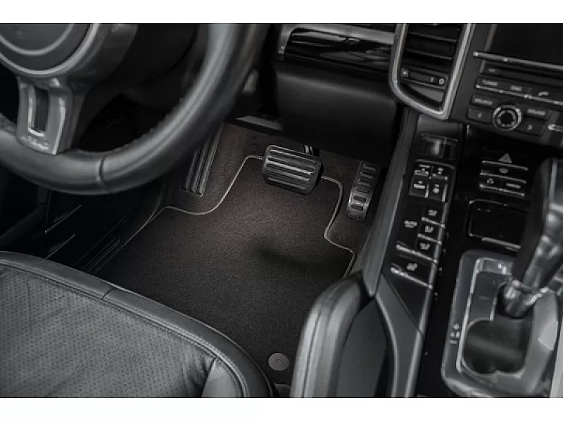 МОКЕТНИ СТЕЛКИ ЗА HYUNDAI SANTAFE II (CM) (2011-) - 3 МОКЕТНИ СТЕЛКИ ЗА HYUNDAI SANTAFE II (CM) (2011-) - 3