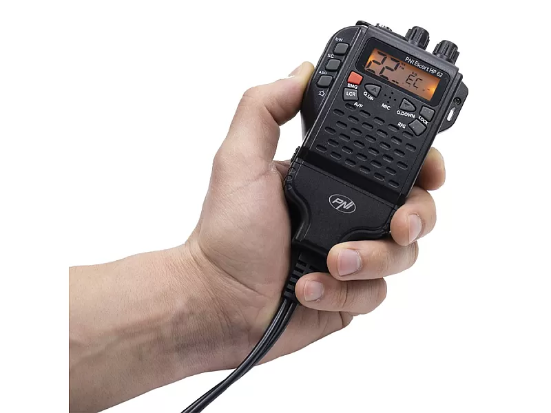 Радиостанция CB PNI Escort HP 62 и Антена PNI Extra 48 с включен магнит, ASQ, RF gain - 2 Радиостанция CB PNI Escort HP 62 и Антена PNI Extra 48 с включен магнит, ASQ, RF gain - 2