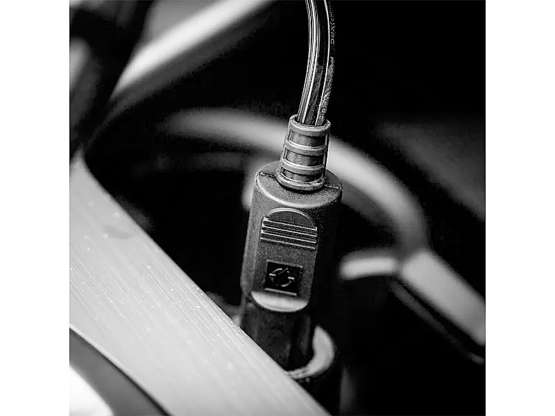 Компресор за гуми HEYNER PREMIUM-KOMPRESSOR 12 V / 30 L - 4 Компресор за гуми HEYNER PREMIUM-KOMPRESSOR 12 V / 30 L - 4